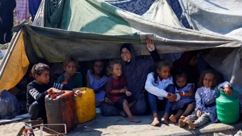 Dire Crisis within Gaza City while Military Forces Push Forward